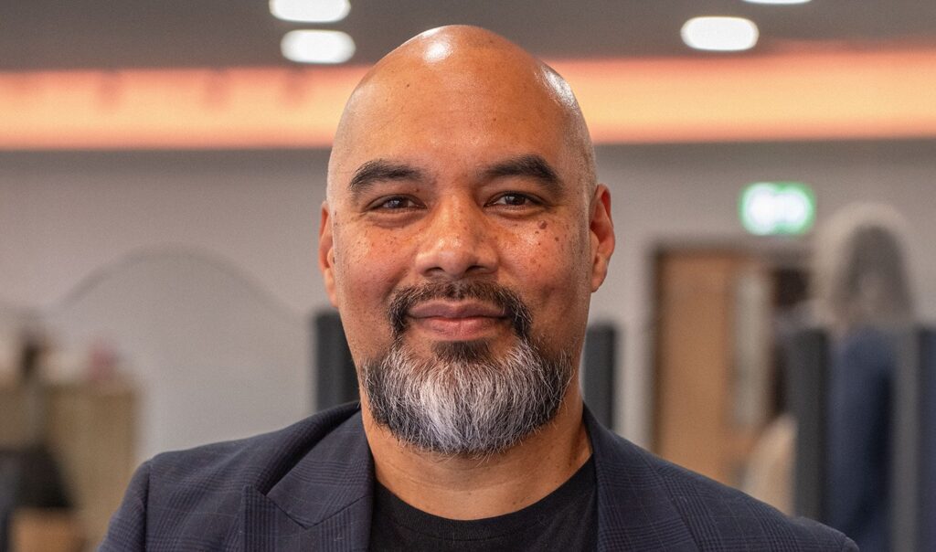 Charles Everard, COO
